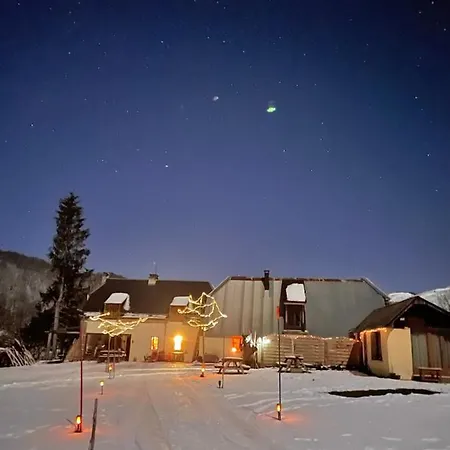 Bed and Breakfast La Taniere Des Ours Campan
